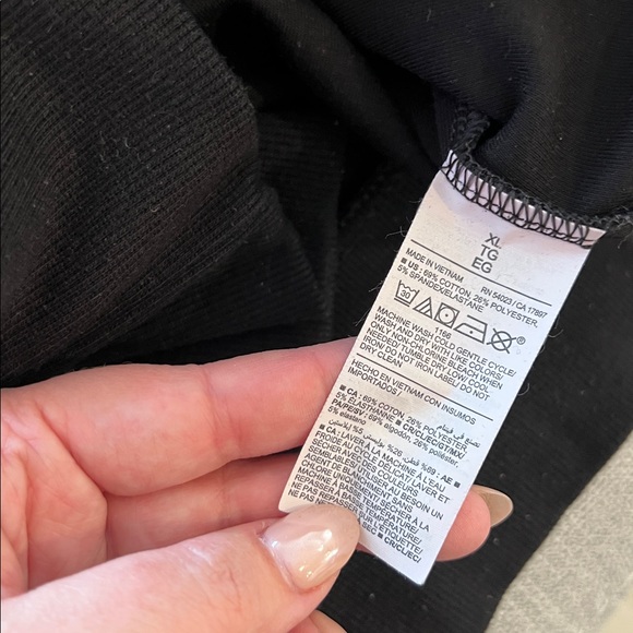 Old Navy Black Zip-Up Sweater - Womens XL - Picture 6 of 6